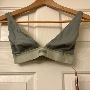 Skims Plunge Bralette
